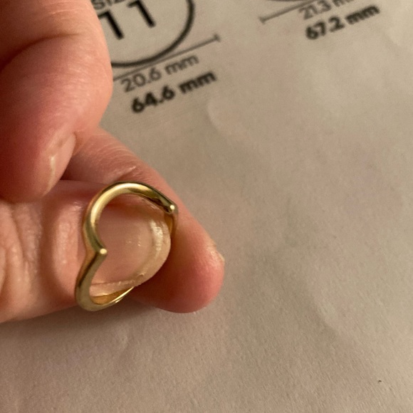 Small gold ring, unique design - Picture 6 of 8